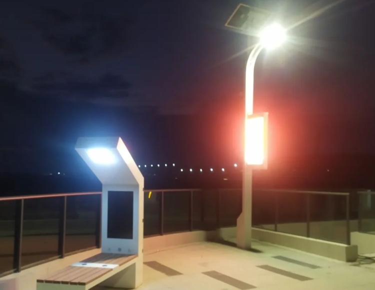 浙江智慧太阳能座椅、光伏路灯杆项目应用案例